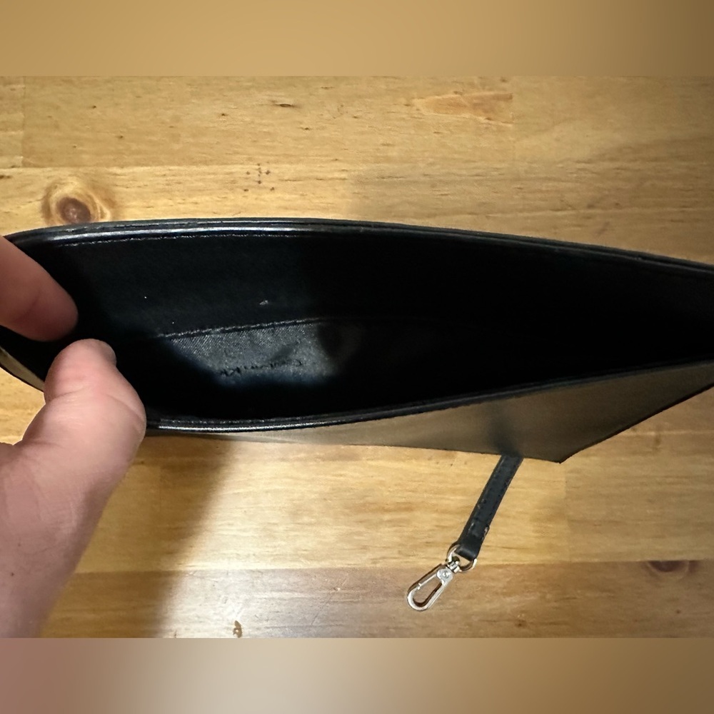 Calvin Klein Wristlet Wallet Black - Picture 3 of 8